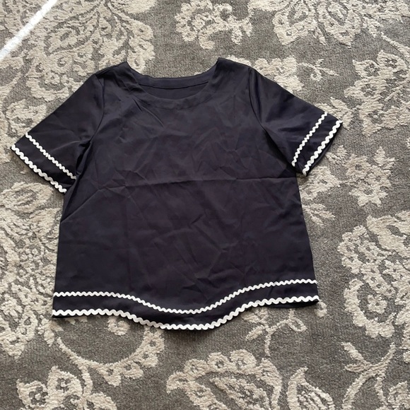 Vintage Tops - Last day 💔 
white lace top